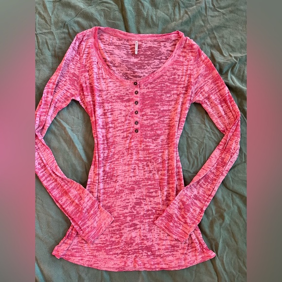 Vintage Y2K  Pink Henley Long Sleeve Top - Picture 3 of 5